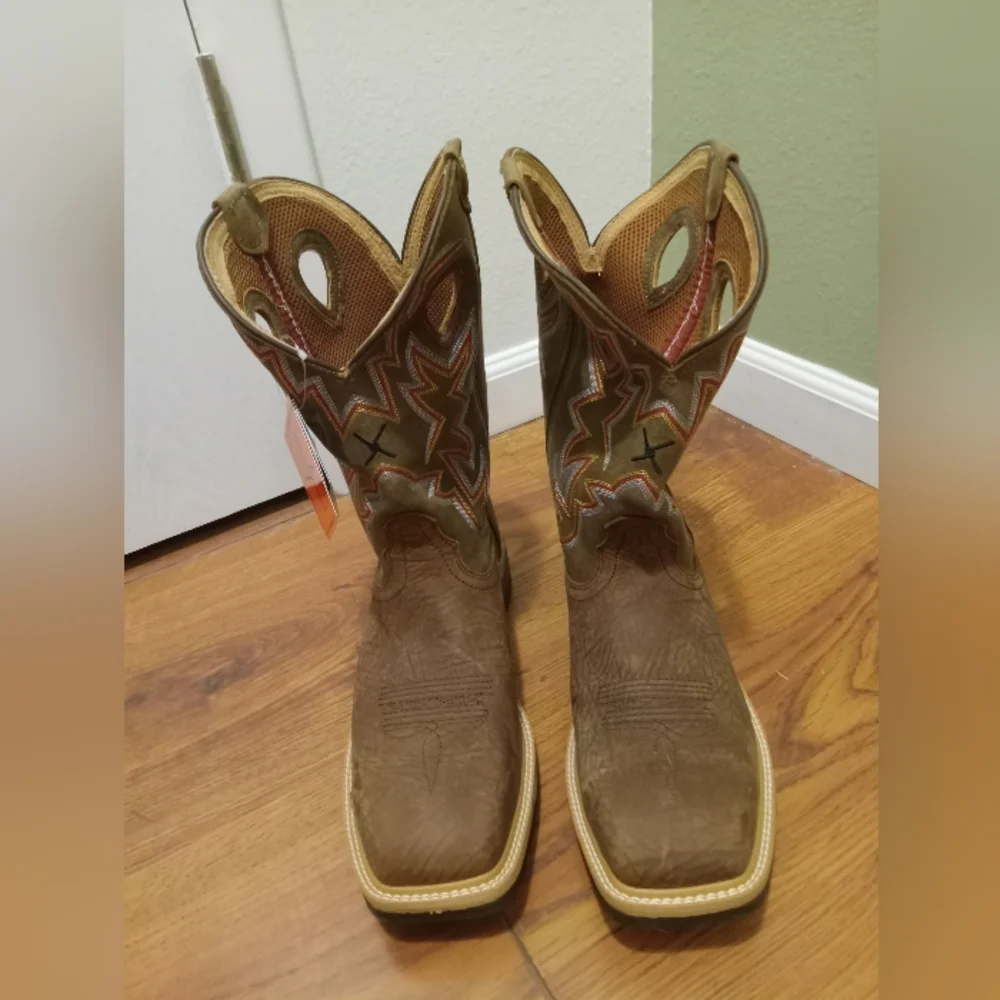 💕HP💕NWT Men's Twisted X‎ Work Boots